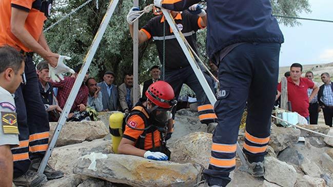 4 ocuk annesin su kuyusunda cesedi bulundu