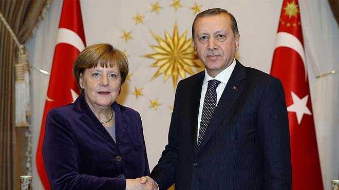 Fla! Erdoan, Merkel'e kayglarn iletti