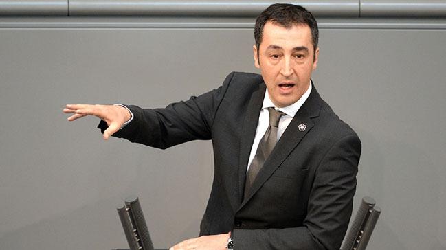 Skandal kararda Cem zdemir'in de imzas var