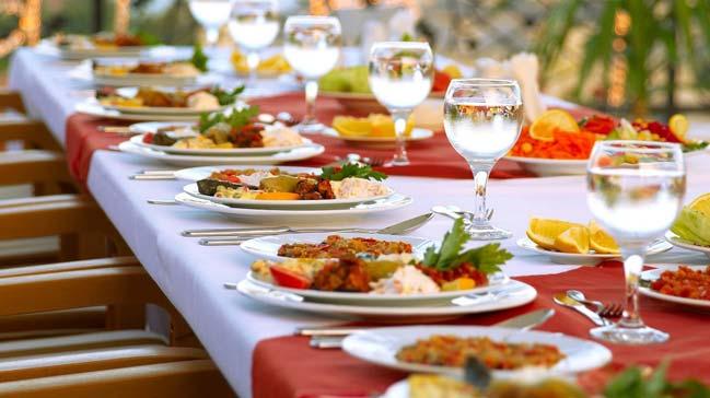 Ramazan'n ilk iftar Avustralya'da yapld