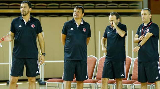 Ergin Ataman ilk peinde!