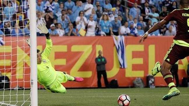 Muslera'l Uruguay Copa America'dan elendi