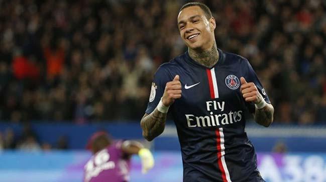 Fenerbahe Van der Wiel ile anlat