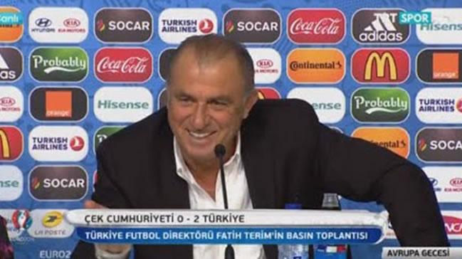 Fatih Terim'den ngilizce 'Biz bitti demeden bitmez'