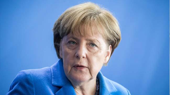 Merkel'den ngiltere aklamas: irkinlemeyelim