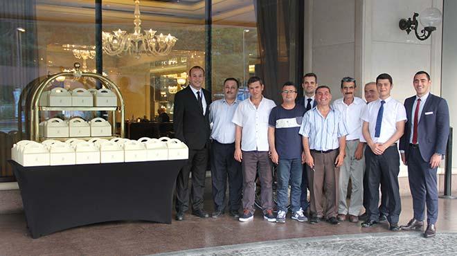 The Ritz-Carlton, stanbuldan Taksicilere Srpriz ftar 