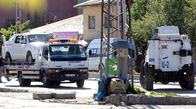 Van'da PKK, bomba ykl arala karakola saldrd