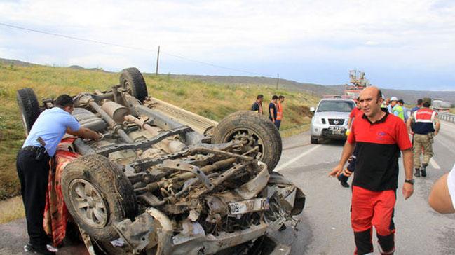 Sivas'ta trafik kazas: 1 l 3 yaral