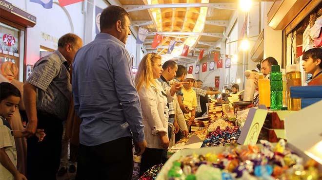 Tarihi Kapal ar'da bayram heyecan