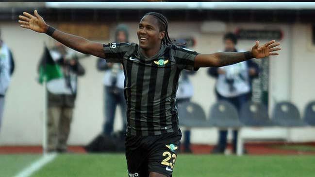 Florya'da Hugo Rodallega zirvesi!