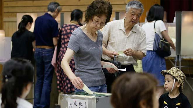 Japonya'da koalisyon hkmeti seimde nde