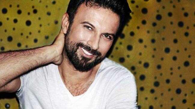 Tarkan'n 'Cuppa' arks sosyal medyay sallad