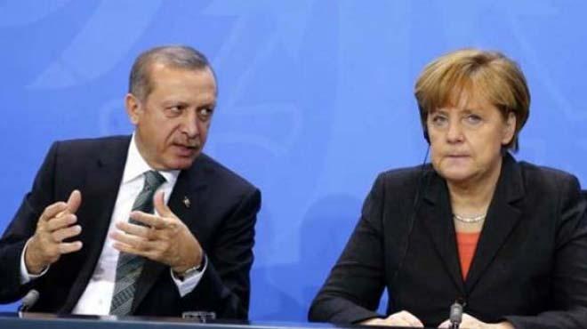 Merkel Erdoan' arad: Kabul edilemez!