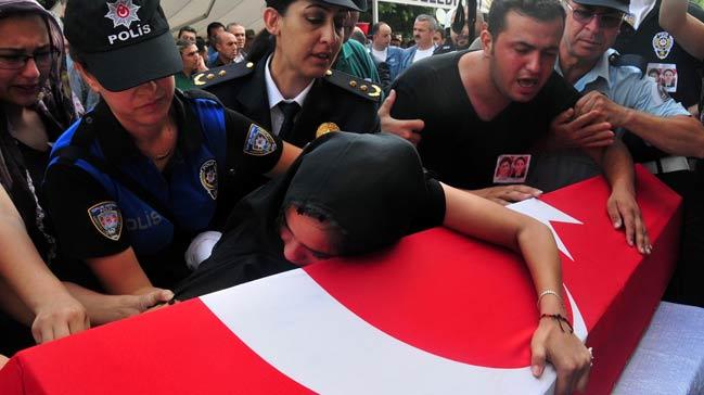 Darbe ehidi polis memuru topraa verildi