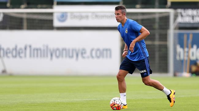 Stoke City van Persie'yi istiyor