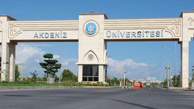 Akdeniz niversitesi'nde 19 dekan istifa etti