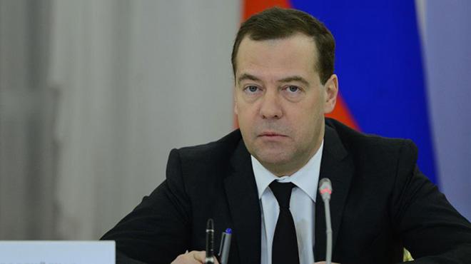 Medvedev Trkiye kararnamesini imzalad
