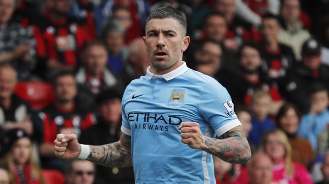 Galatasaray'dan Kolarov srprizi