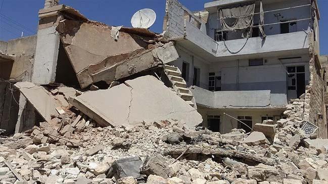 Suriye'de yerleim yerlerine hava saldrlar: 10 l, 20 yaral