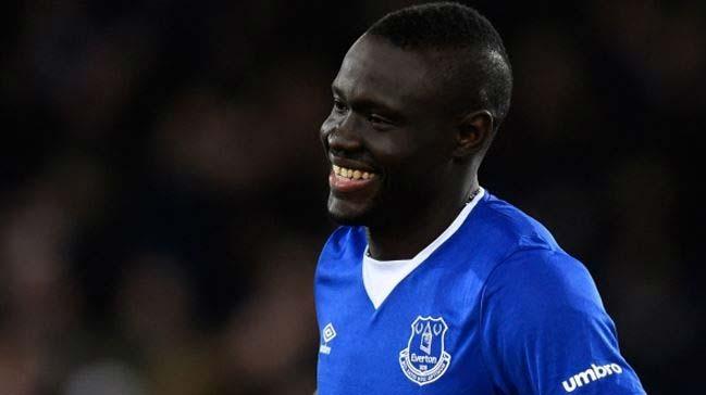 Niasse imzaya geliyor