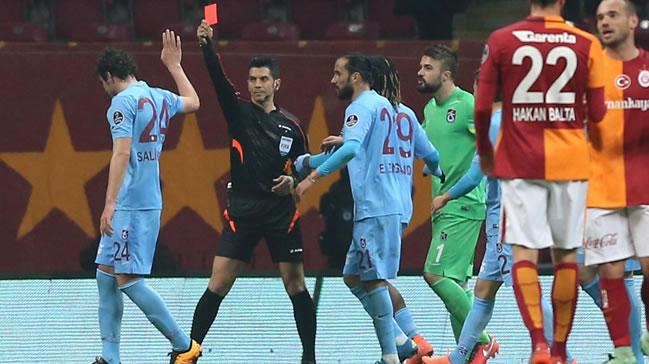 4 krmz kartl Galatasaray-Trabzonspor manda bahis ikesi mi yapld