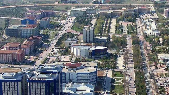 Seluk niversitesi'nde 29 akademisyen aa alnd