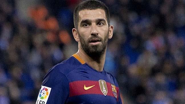 Barcelonal taraftarlar Arda Turan'a saldrd