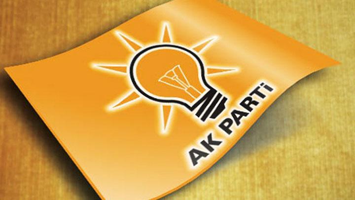 AK Parti'den fla 'yeni anayasa' aklamas