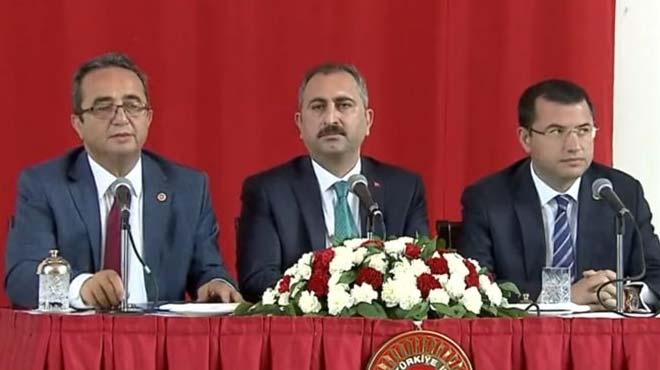 AK Parti, CHP ve MHP'den anayasa aklamas