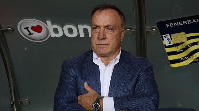 Dick Advocaat iki transfer istiyor