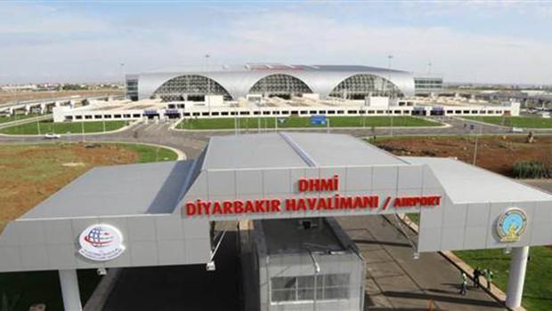 Diyarbakr Havalimanna roketatarl terr saldrs