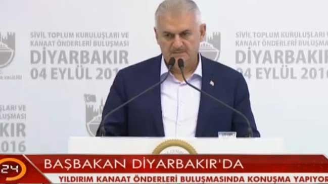 Babakan Yldrm: Diyarbakr' terrle birlikte anmak olaylara Fransz kalmaktr