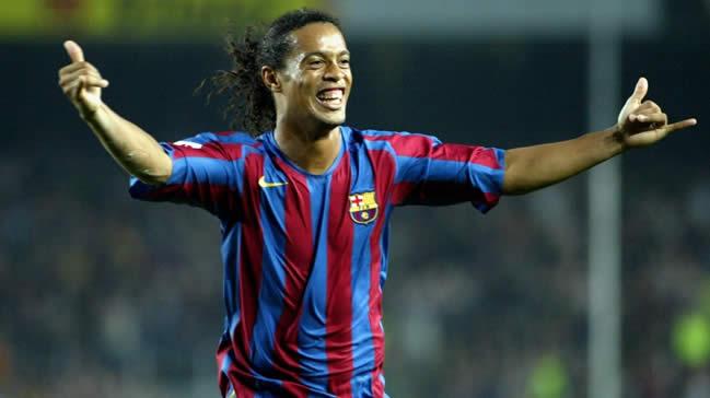 Ronaldinho Barcelona'ya geri dnd