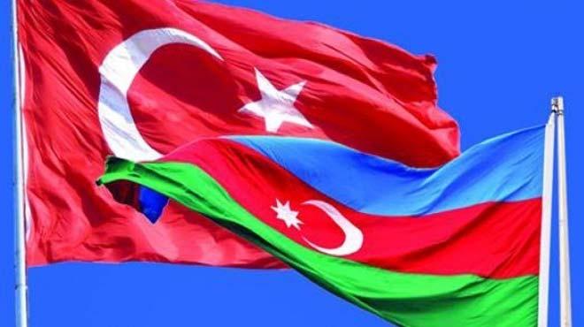 Azerbaycan'dan fla Trkiye aklamas