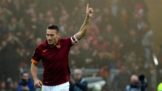 Totti Roma'y uzatmalarda kurtard