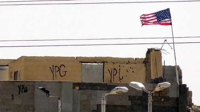 PYD 'karargah'ndaki ABD bayra yerinde duruyor