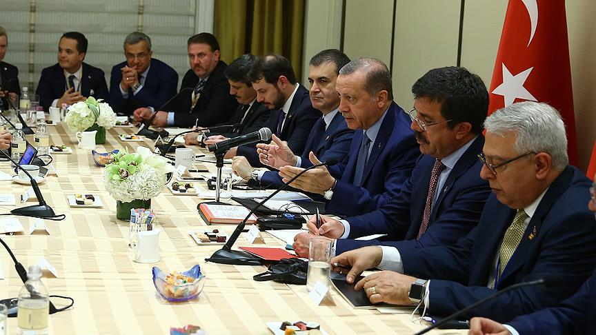 Cumhurbakan Erdoan, baz yatrmclar ve i adamlarn kabul etti