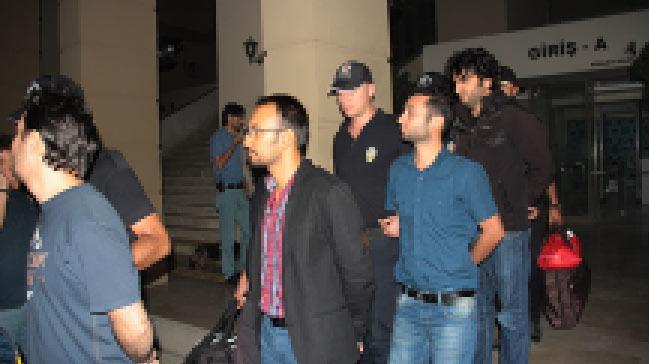 Adanada 14 polis FET֒den tutukland