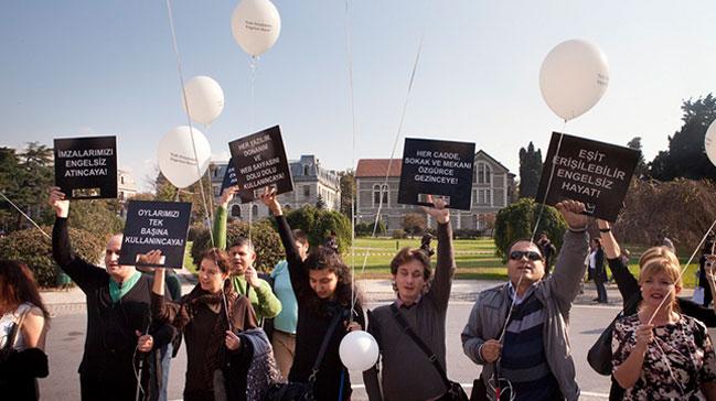 Boazii niversitesinde Beyaz Baston ve Eriilebilirlik Festivali Balyor