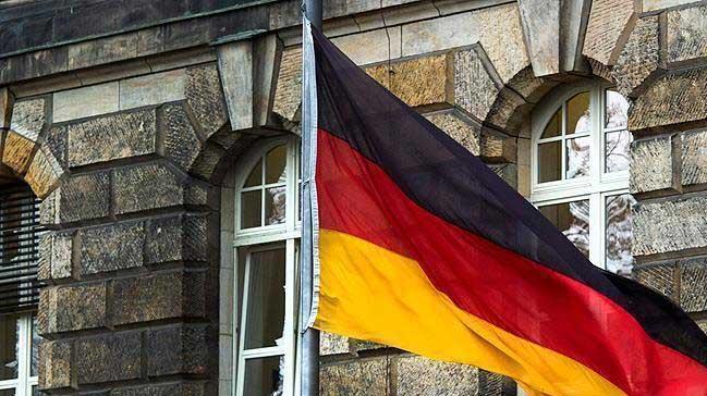 35 diplomatik pasaport sahibi Almanya'ya iltica bavurusu yapm