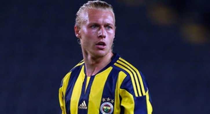 Fenerbaheli Kjaer form dklyle dikkat ekiyor!