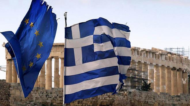 ESM'den Yunanistan'a 2,8 milyar avroluk kredi