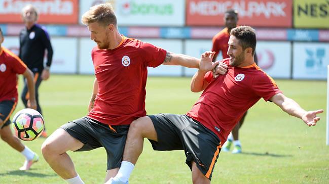 Galatasarayllar Serdar Aziz'i doum gnnde topa tuttu