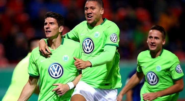 Wolfsburg Gomez'in golyle turlad!