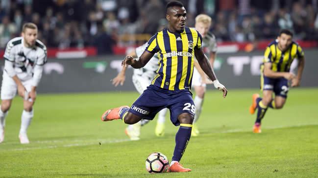 Fenerbahe'de Emenike'ye zel ilgi