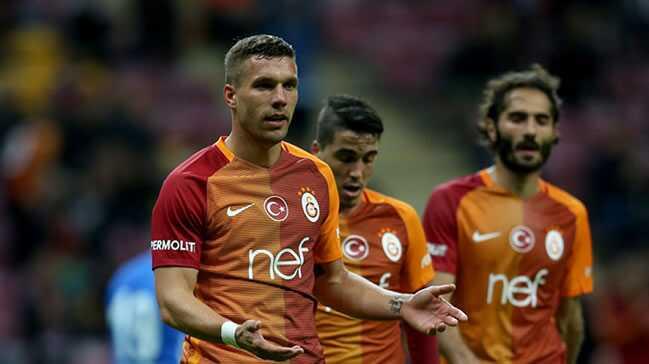 Lukas Podolski iin 10 milyon euroluk teklif