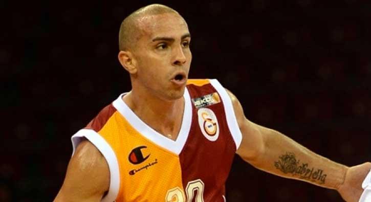 Arroyo'dan Galatasarayllar heyecanlandran paylam!