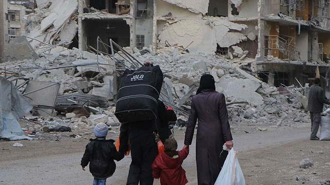 Halep'te 400 bin kii yerinden edildi