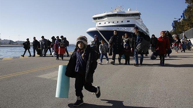 Yunanistan'da liman iileri grevde