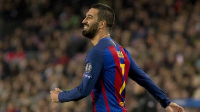 Arda Turan haftann futbolcusu dlne aday